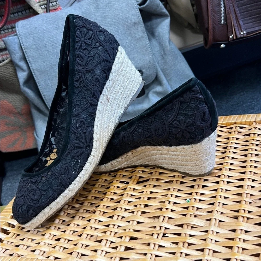 Lands End Women's Size 9 Black Lace Espadrilles Wedges Shoes